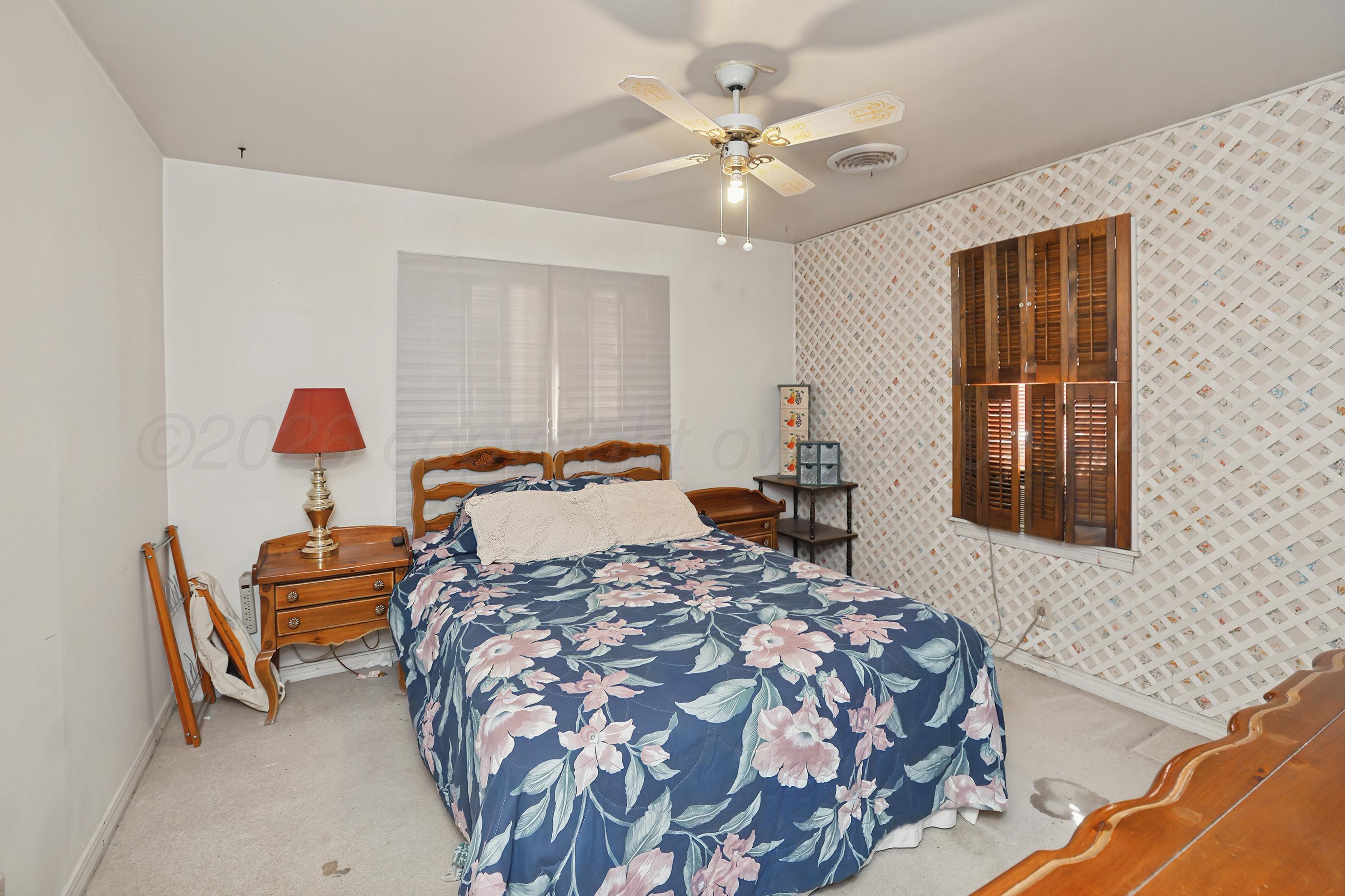 3402 South Ong Street Amarillo, TX 79109 - Photo 12 of 20 10-1st Bedroom