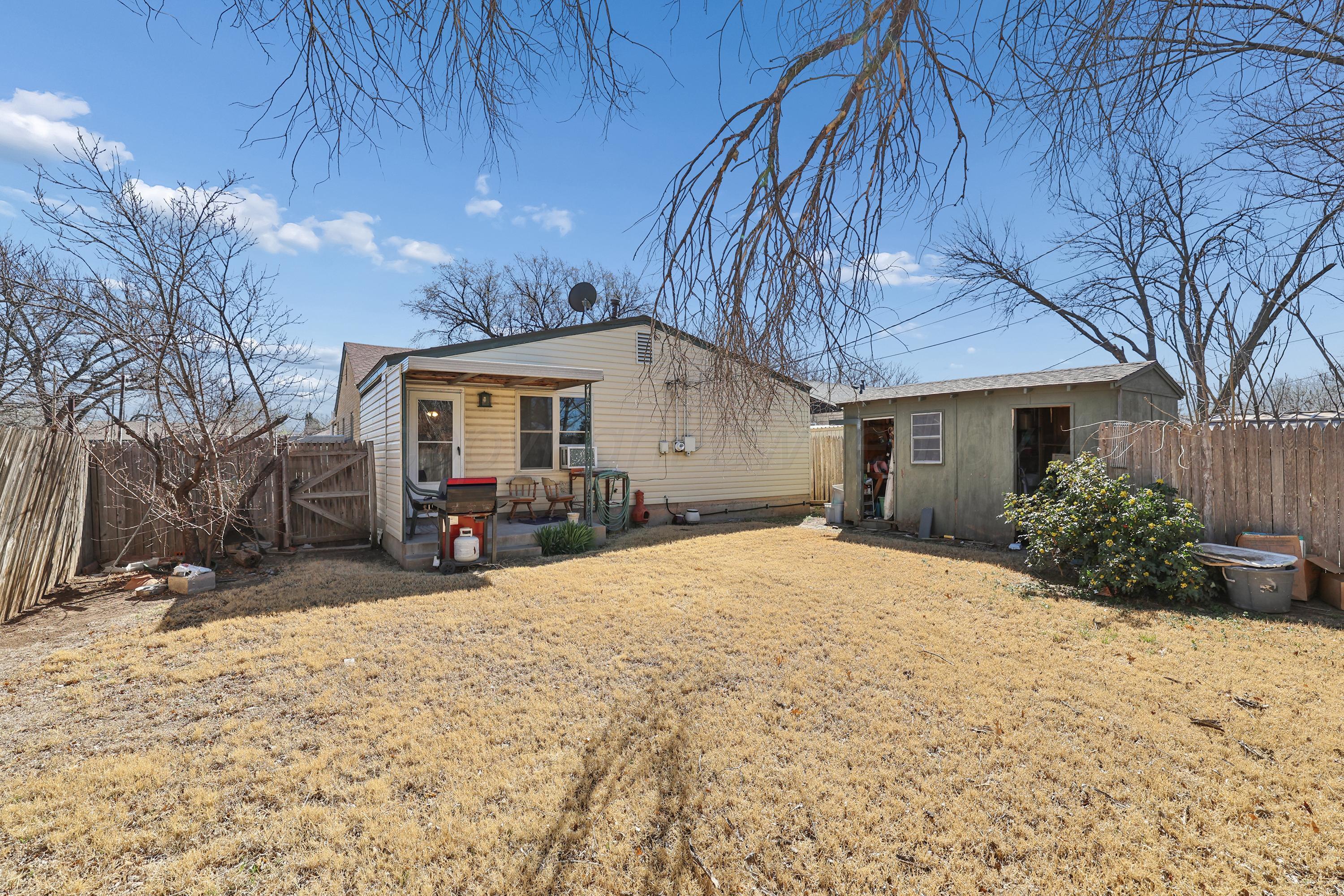 3402 South Ong Street Amarillo, TX 79109 - Photo 10 of 20 19-Backyard
