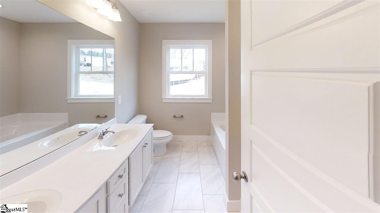 322 State Rd S-42-600 Greer, SC 29651 - Photo 7 of 14 Gallery Image 7