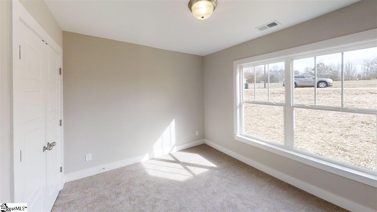 322 State Rd S-42-600 Greer, SC 29651 - Photo 8 of 14 Gallery Image 8