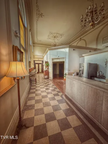 $1,800 | 113 South Main Avenue, Erwin, TN 37650