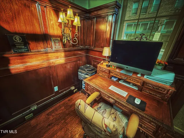 $1,800 | 113 South Main Avenue, Erwin, TN 37650