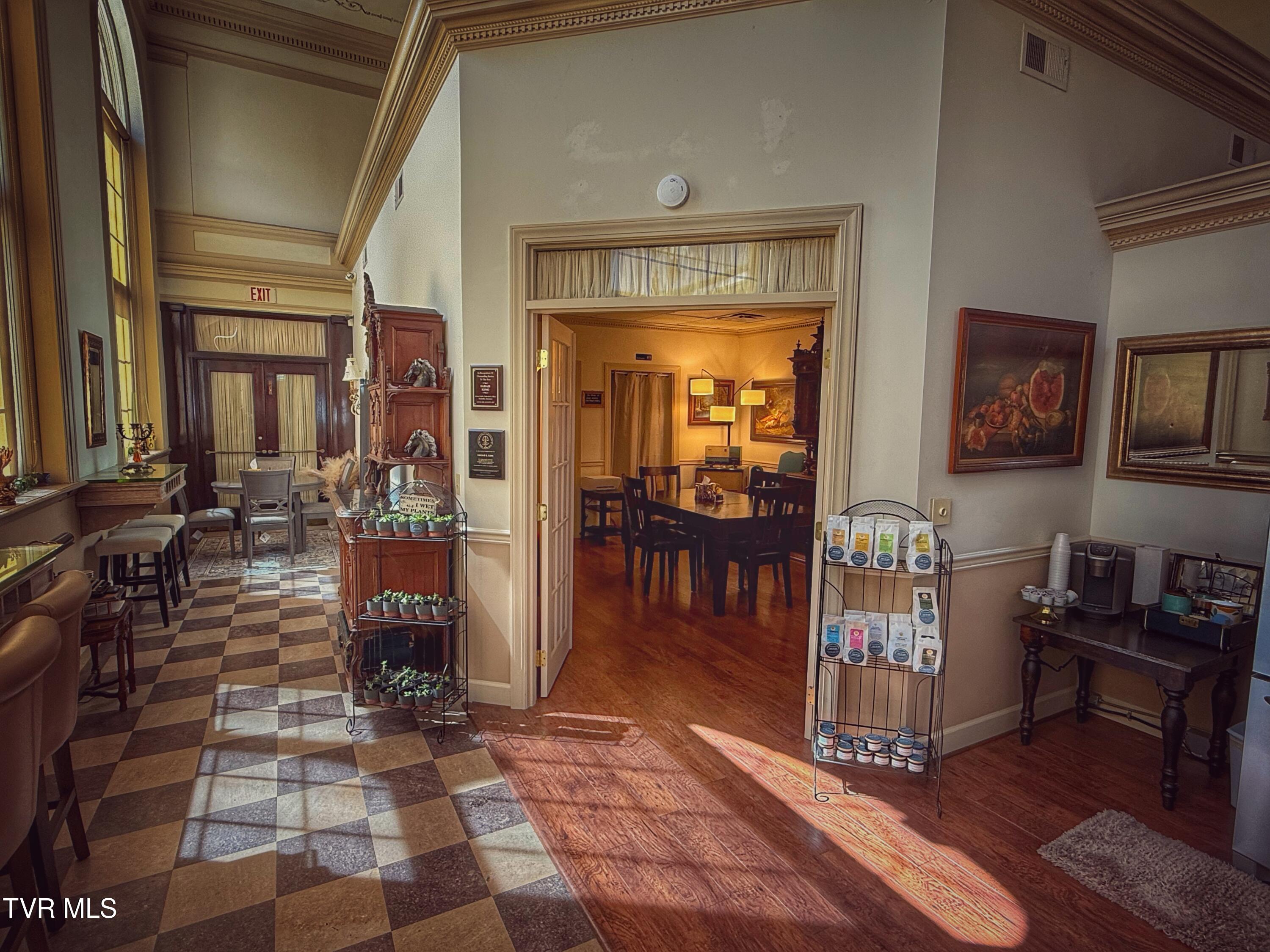 113 South Main Avenue Erwin, TN 37650 - Photo 7 of 15 IMG_7425