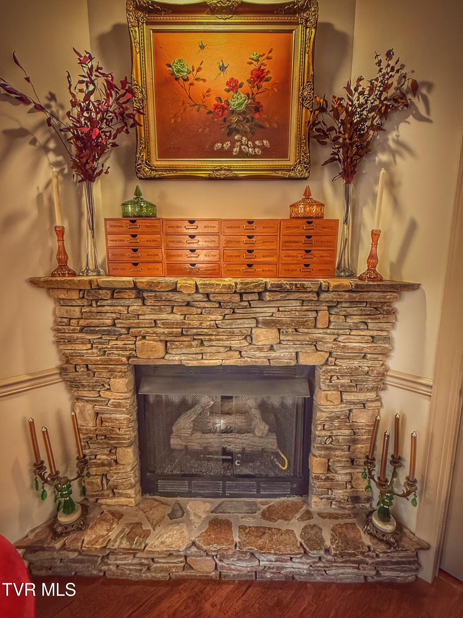 113 South Main Avenue Erwin, TN 37650 - Photo 9 of 15 IMG_7424