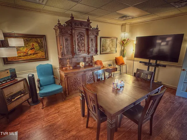 $1,800 | 113 South Main Avenue, Erwin, TN 37650