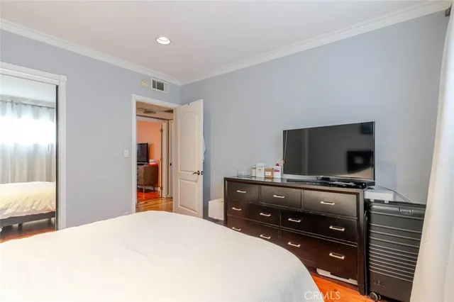 a view of walk in closet