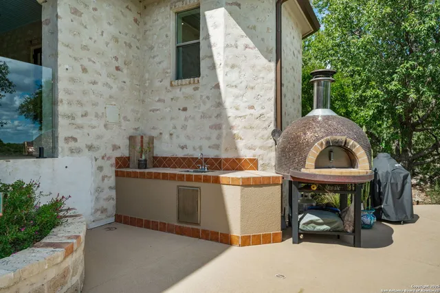 $2,149,000 | 144 Riverwood, Boerne, TX 78006