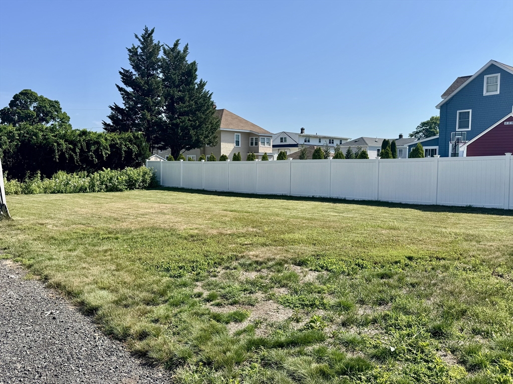 25a Bay State Road, Unit B North Andover, MA 01845 - Photo 17 of 17