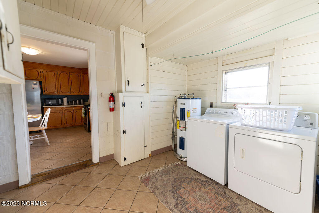 217 Emperor Landing Road Edenton, NC 27932 - Photo 31 of 32 Laundry