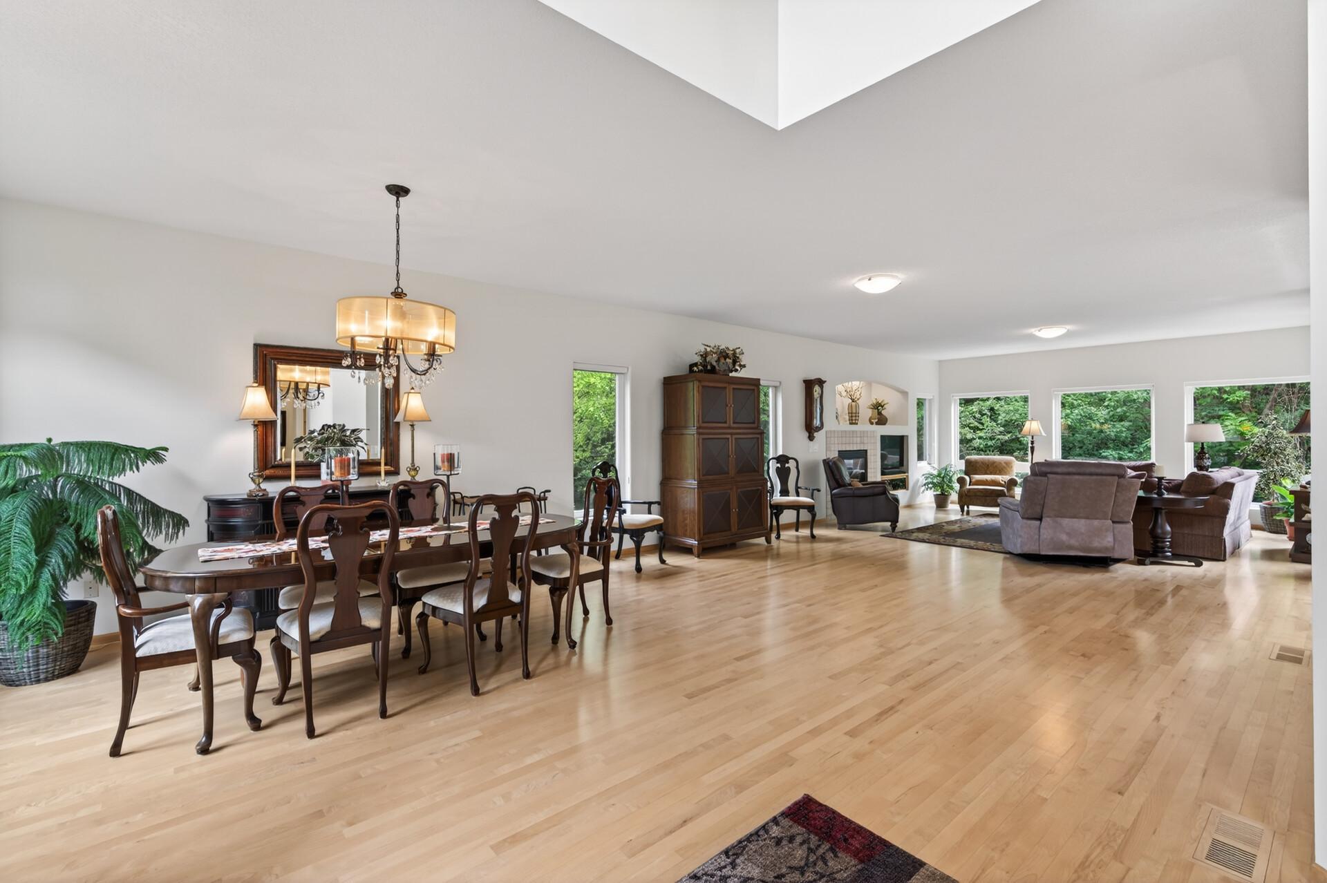 381 Del Rio Drive Chanhassen, MN 55317 - Photo 15 of 97