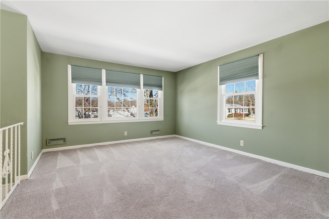 45 Lemay Road Woonsocket, RI 02895 - Photo 9 of 27