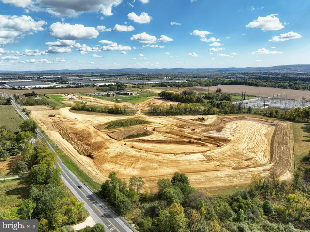 $926,084 | 8001 American, Unit DEVONSHIRE, Breinigsville, PA 18031