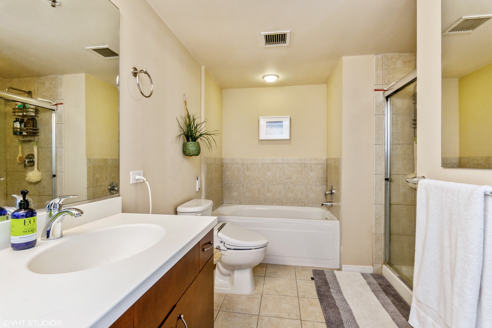 4848 North Sheridan Road, Unit 305 Chicago, IL 60640 - Photo 8 of 13 Gallery Image 8