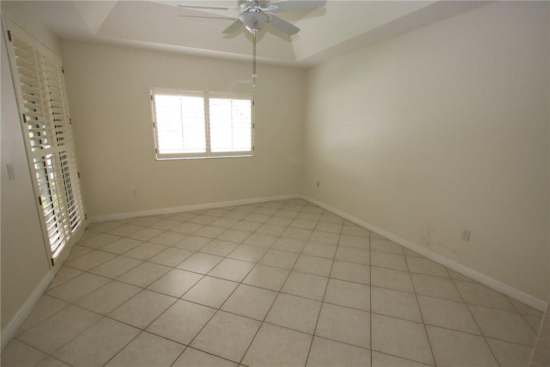 7864 Exeter Boulevard East, Unit 101 Tamarac, FL 33321 - Photo 4 of 20 Photo 4