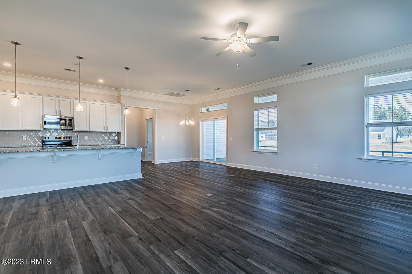 473 Ramport Street Ridgeland, SC 29936 - Photo 5 of 38 5 Great room
