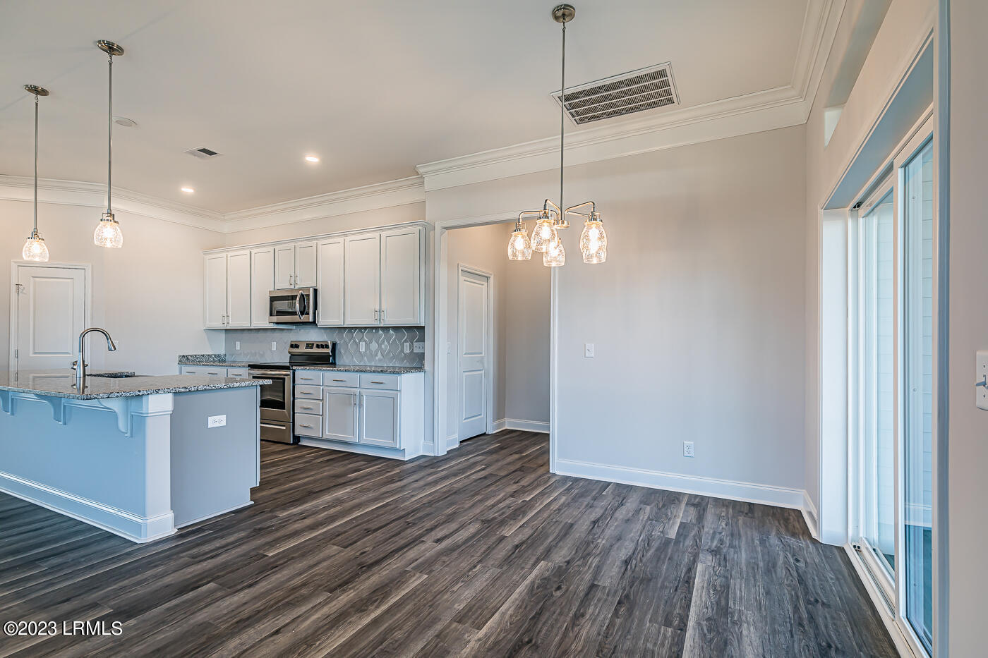 473 Ramport Street Ridgeland, SC 29936 - Photo 8 of 38 8 Dining
