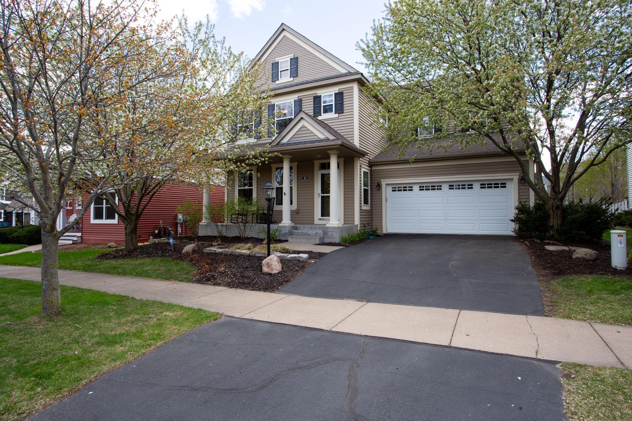 32 Founders Green Hudson, WI 54016 - Photo 1 of 58