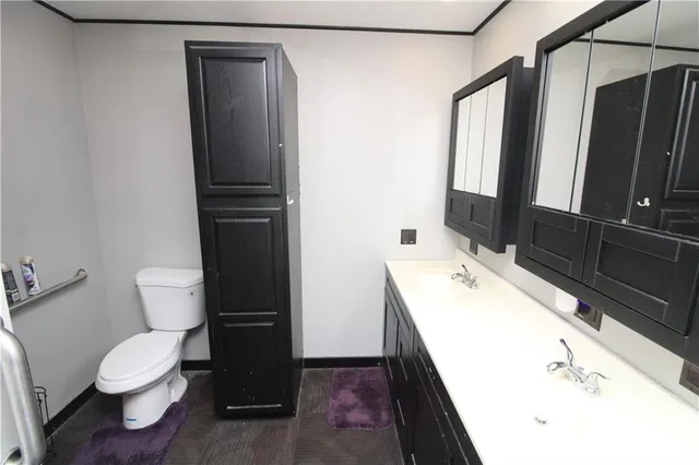 $270,000 | 1257 Highway 36, Hiawatha, KS 66434