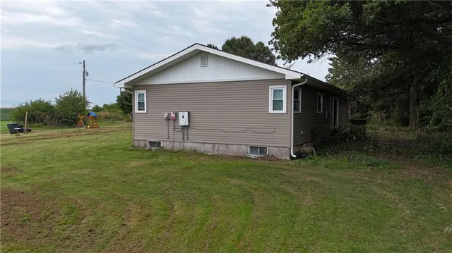 $270,000 | 1257 Highway 36, Hiawatha, KS 66434