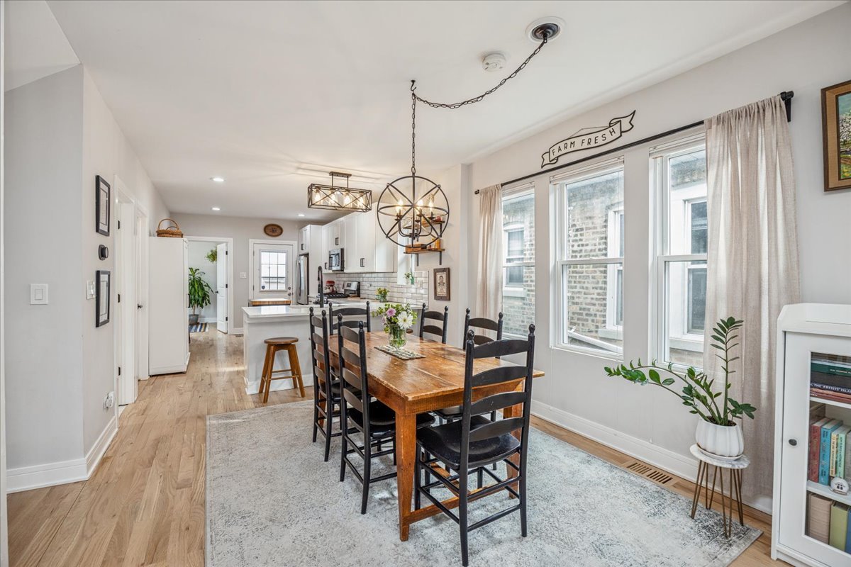 3533 Morton Avenue Brookfield, IL 60513 - Photo 7 of 30