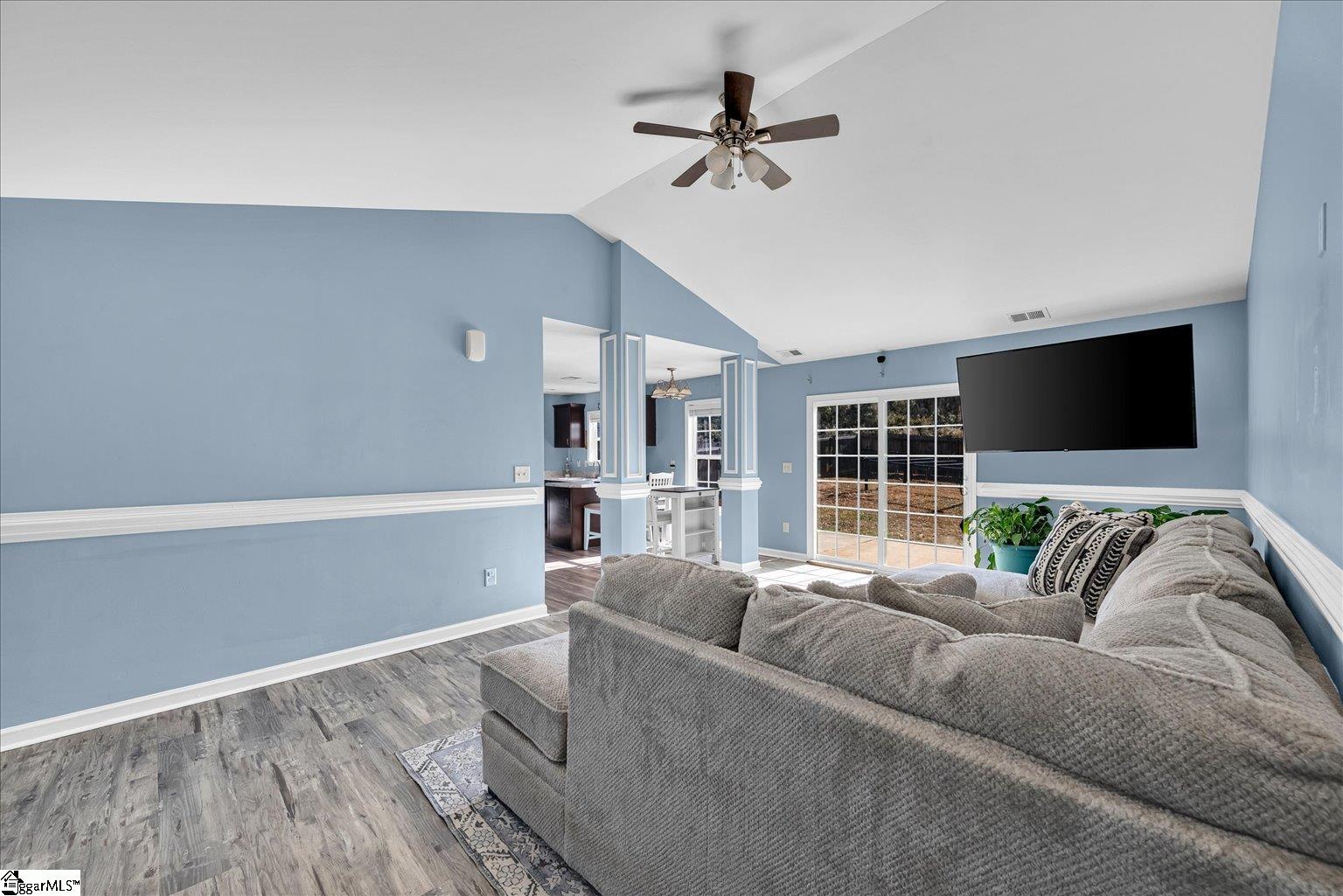 579 Davis Road Piedmont, SC 29673 - Photo 4 of 38 Gallery Image 4