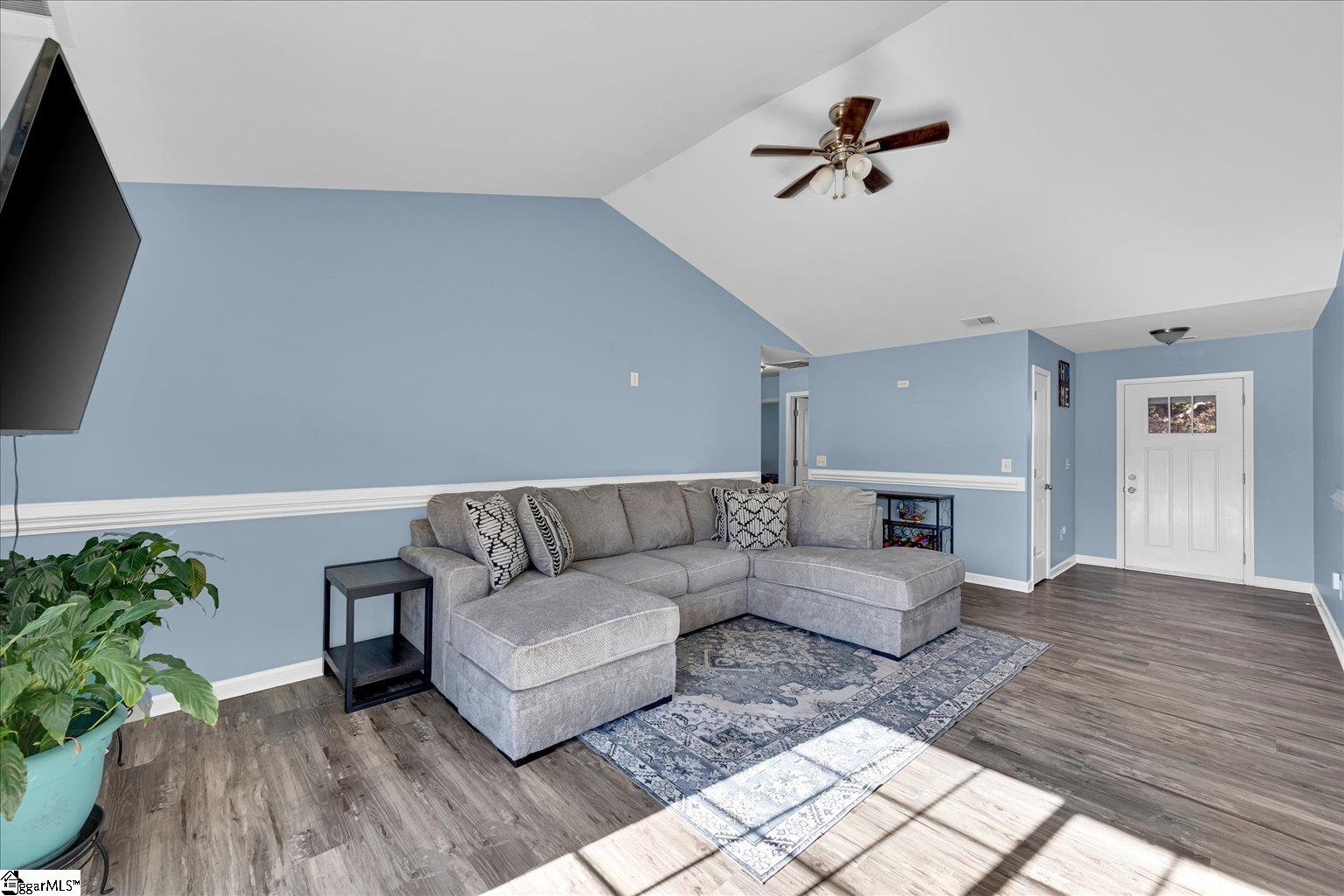 579 Davis Road Piedmont, SC 29673 - Photo 6 of 38 Gallery Image 6
