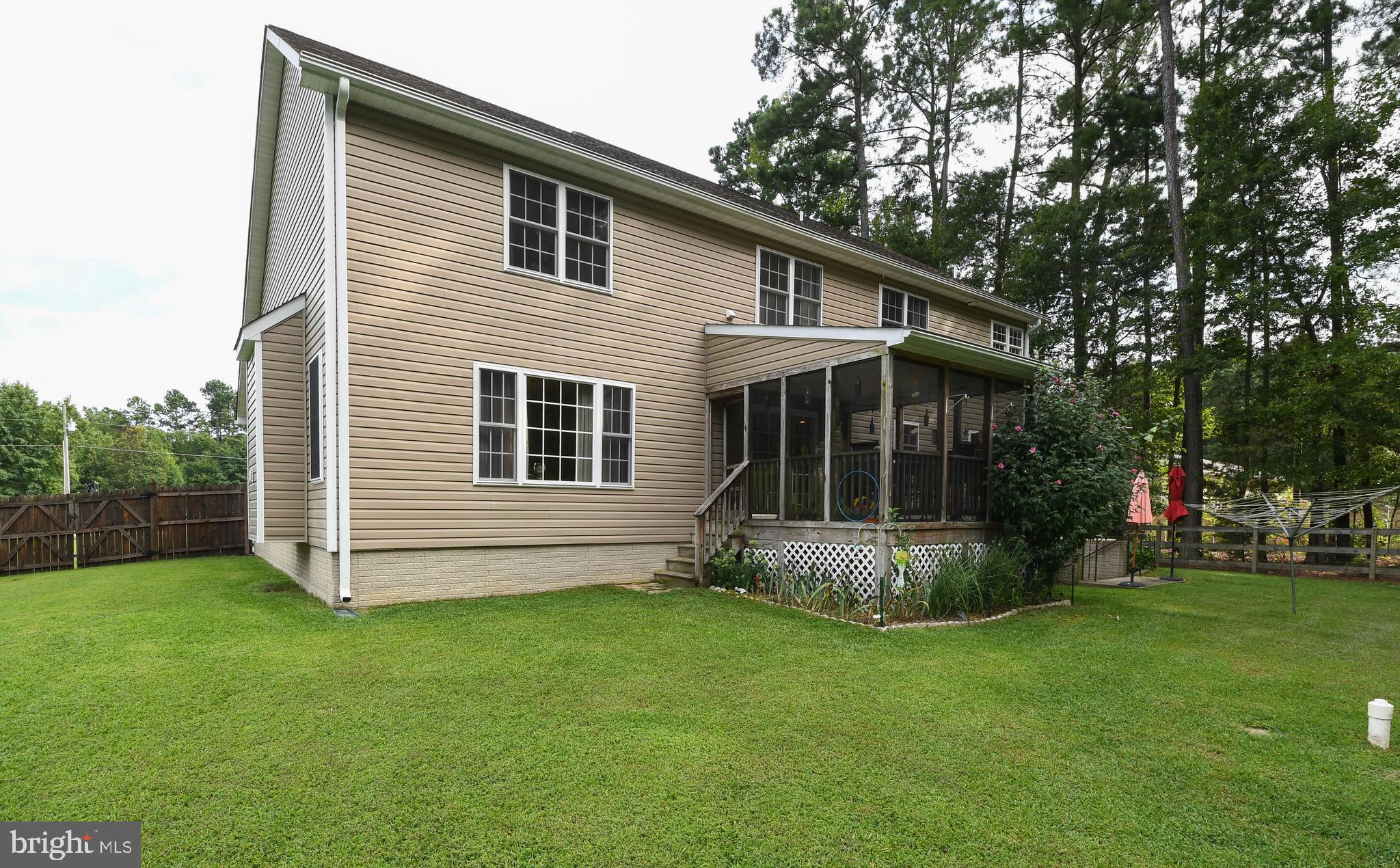 14585 Round Hill Road King George, VA 22485 - Photo 14 of 54 Fenced yard