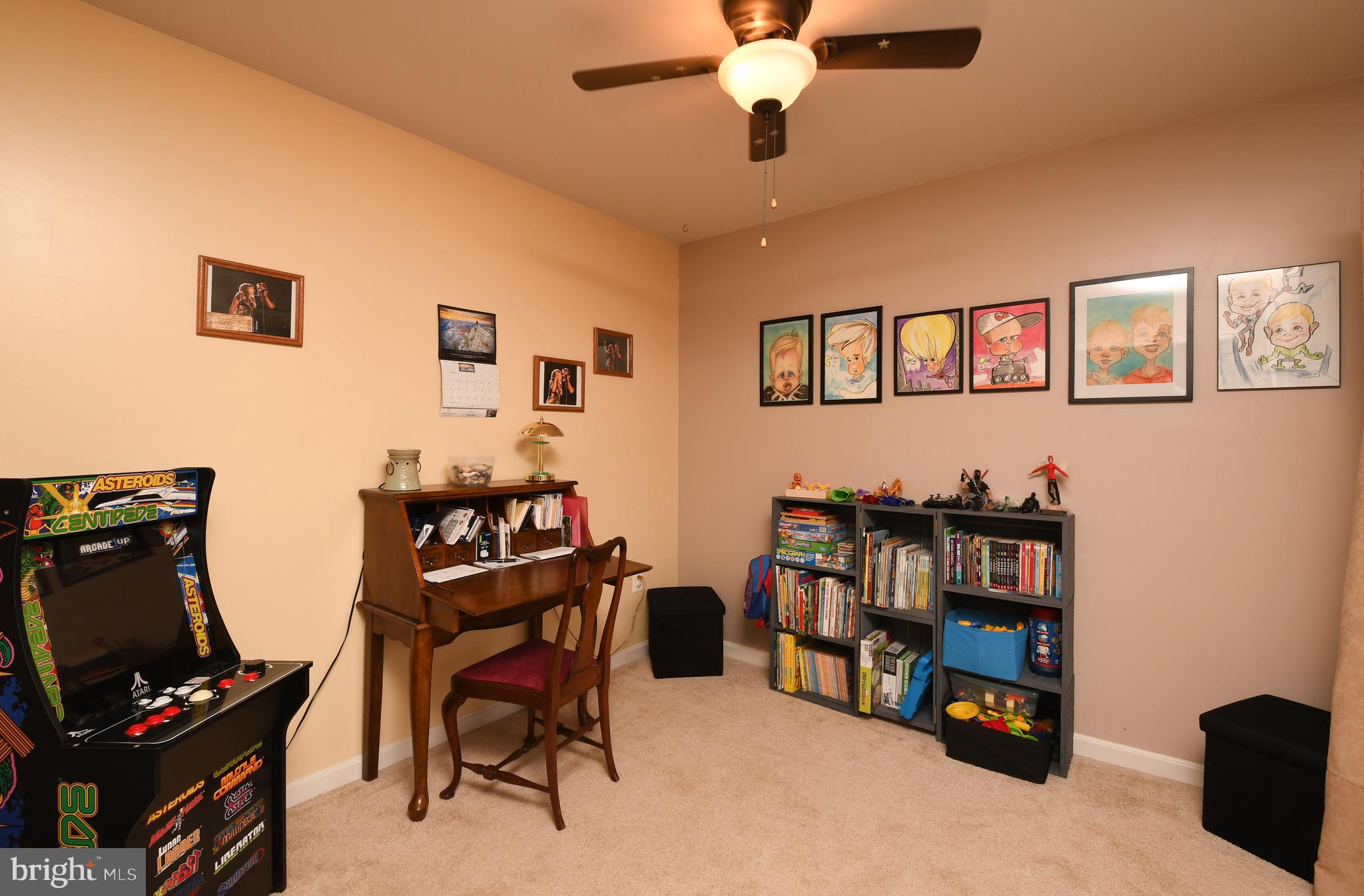 14585 Round Hill Road King George, VA 22485 - Photo 19 of 54 Office off foyer