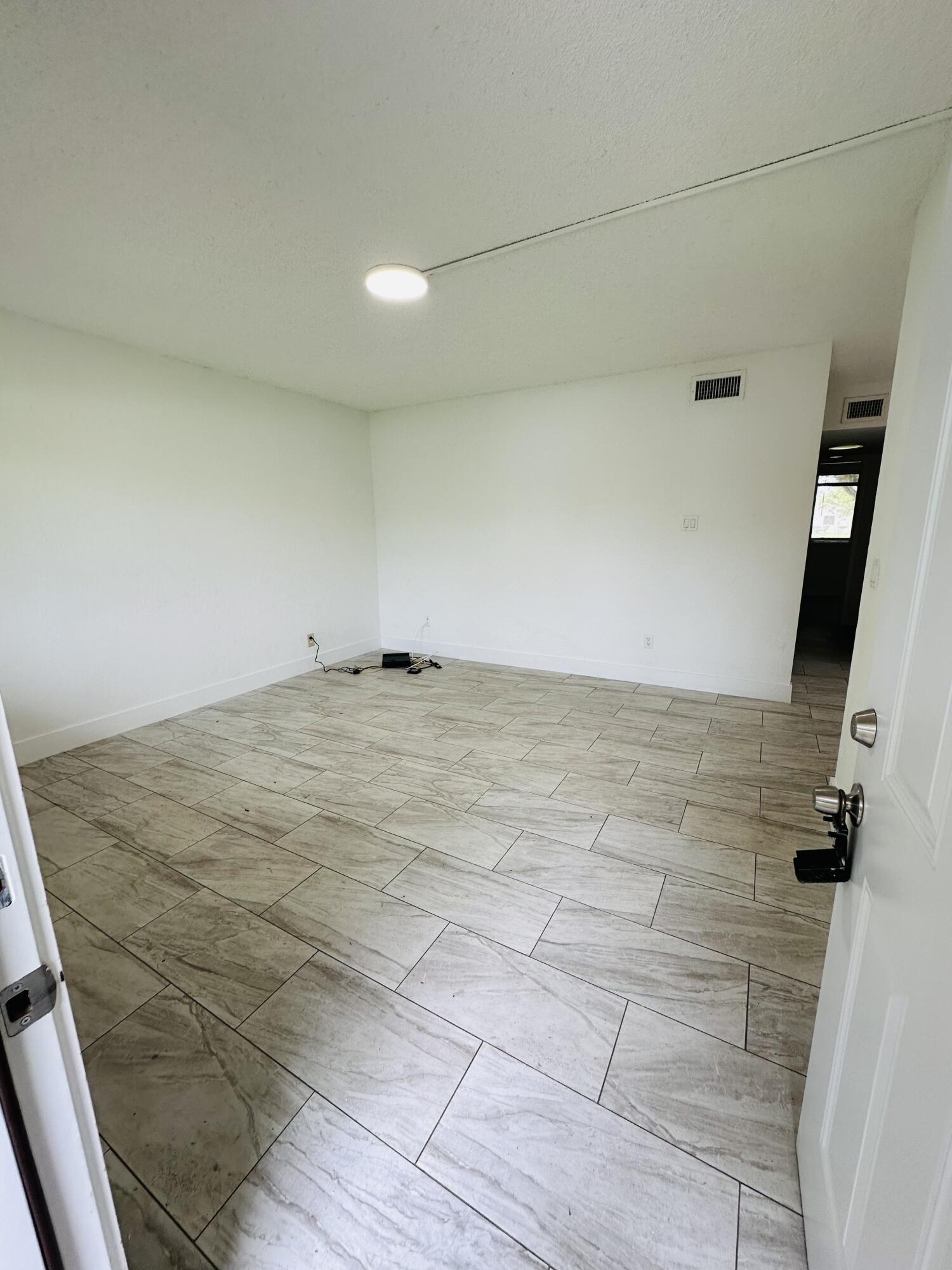 300 Nottingham Circle, Unit E Greenacres, FL 33463 - Photo 2 of 10 IMG_0456