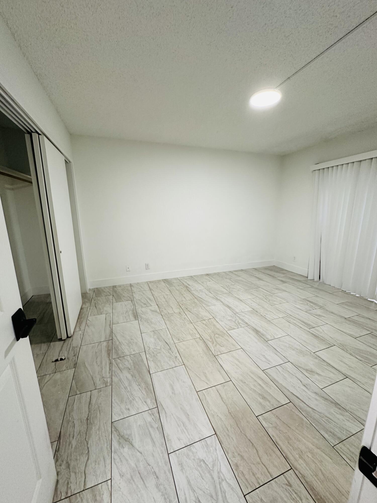 300 Nottingham Circle, Unit E Greenacres, FL 33463 - Photo 9 of 10 IMG_0462