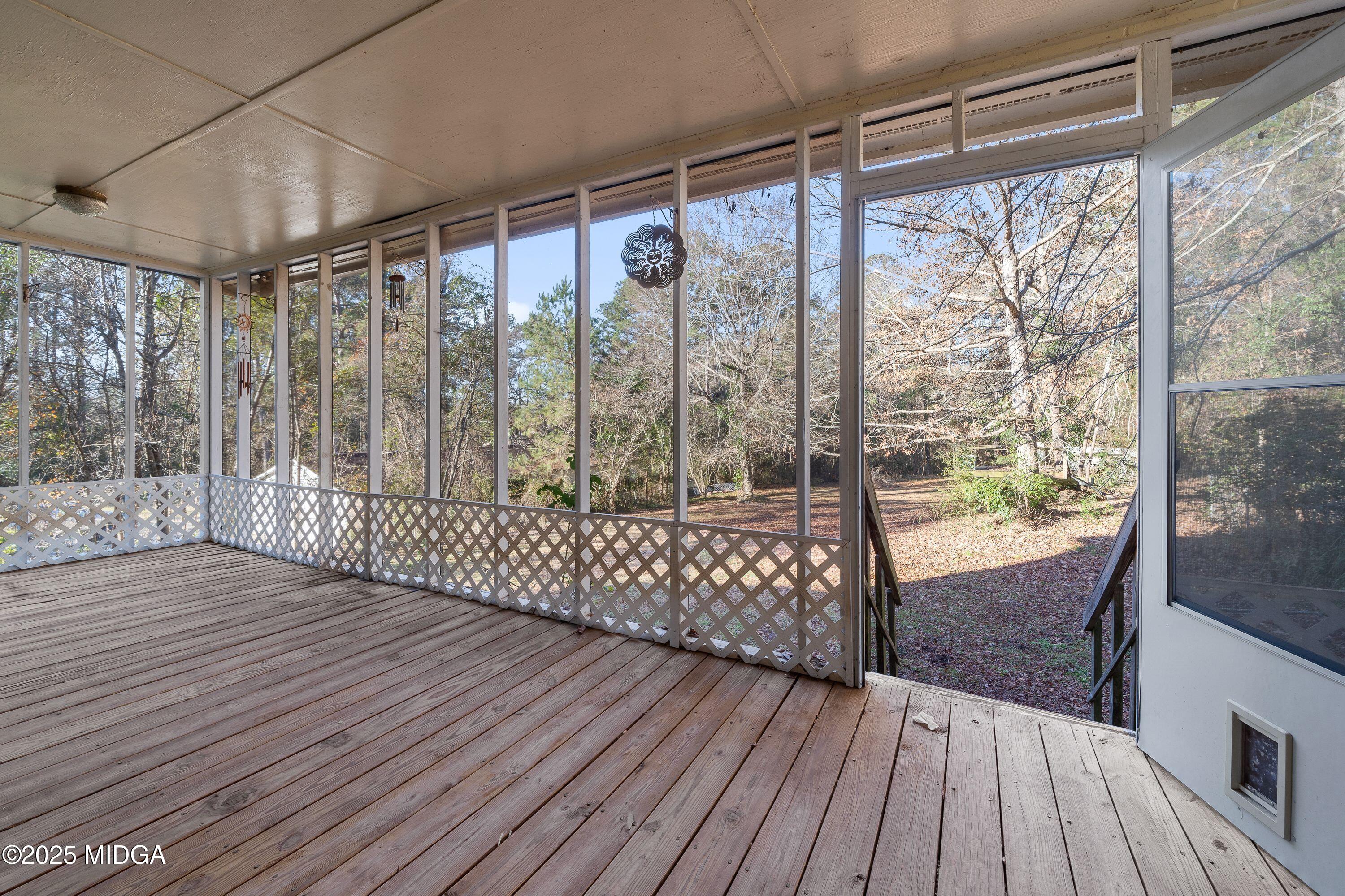 295 Hamrick Road Macon, GA 31220 - Photo 16 of 19 28 Back Screen Porch
