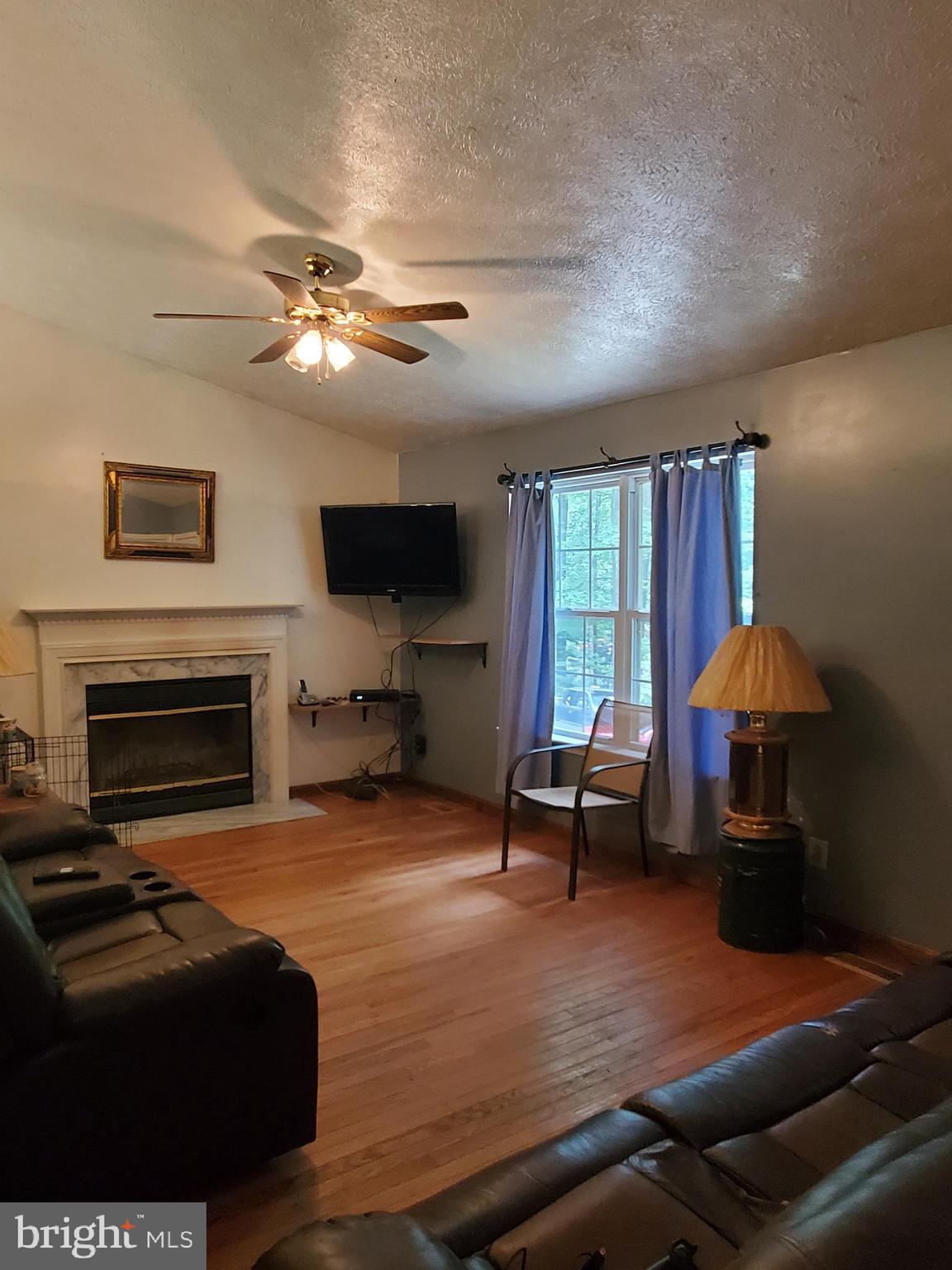 179 Cliff Road Linden, VA 22642 - Photo 2 of 4 Gallery Image 2