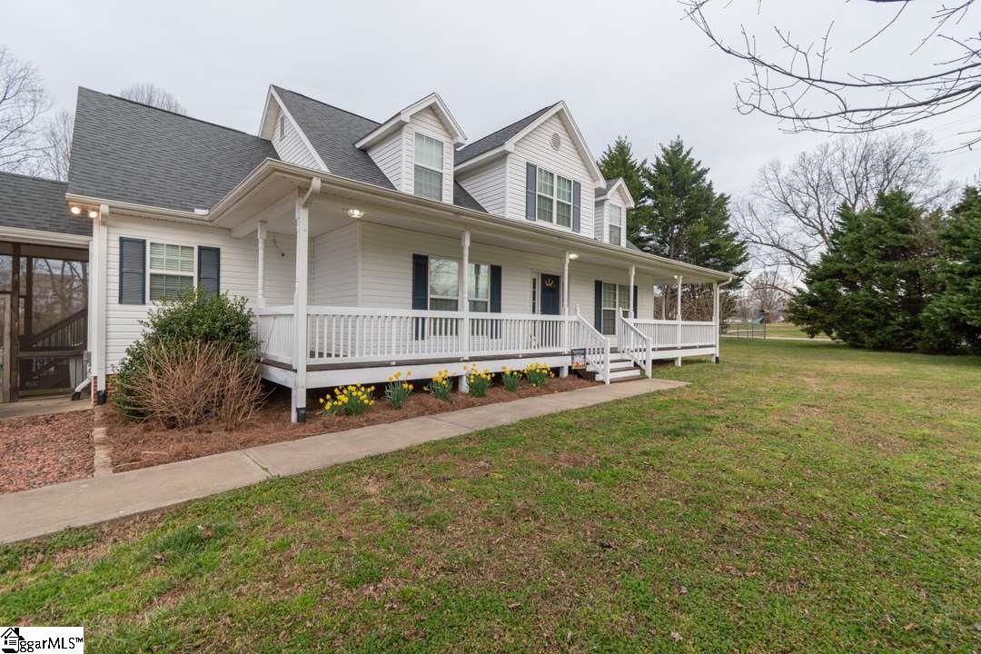 699 State Rd S-42-561 Greer, SC 29651 - Photo 3 of 36