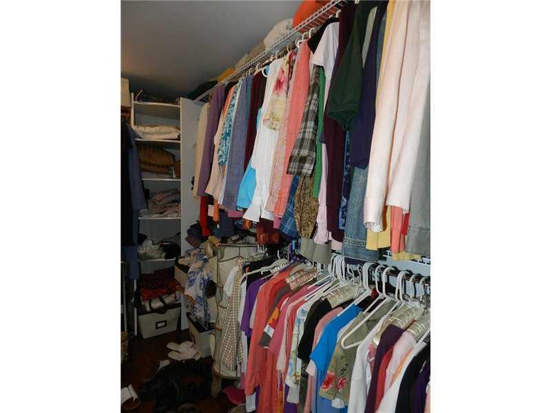 88 Reservoir Road South Paris, ME 04281 - Photo 22 of 34 Other. large walk in closet