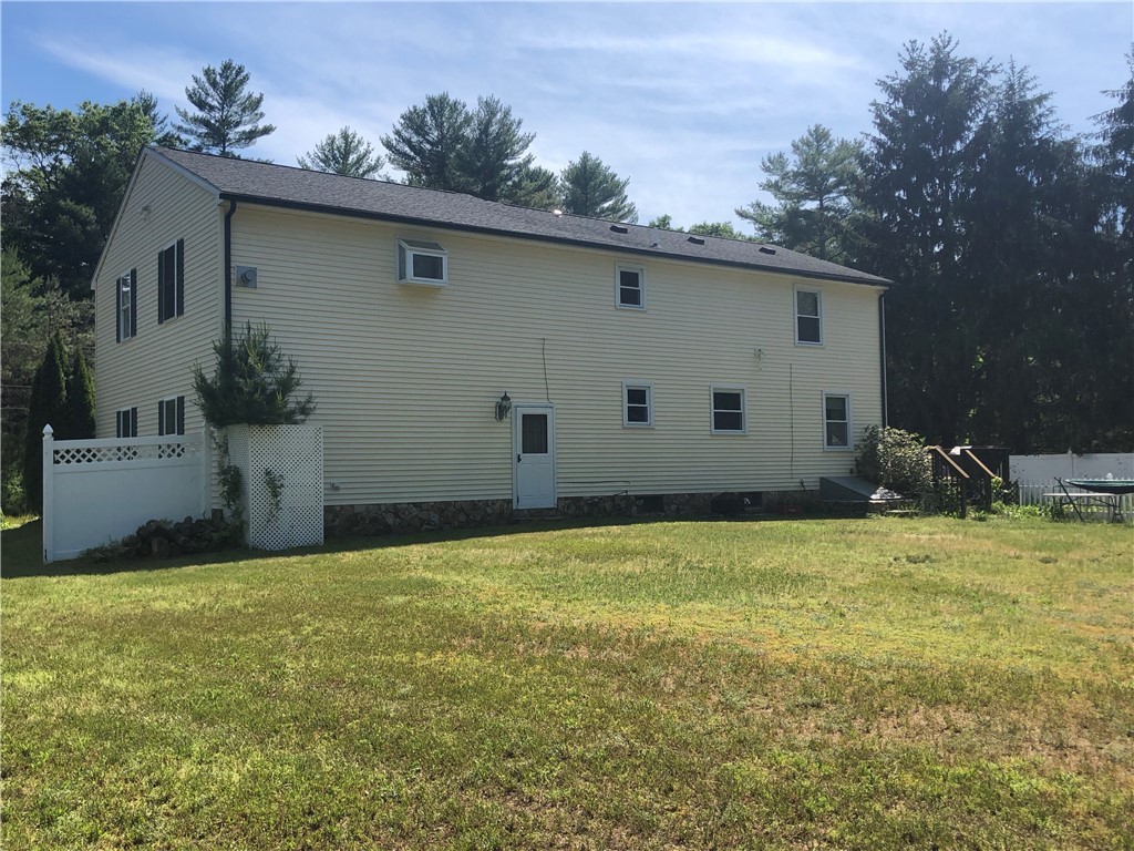 17 Pawcatuck View Road Richmond, RI 02812 - Photo 19 of 21