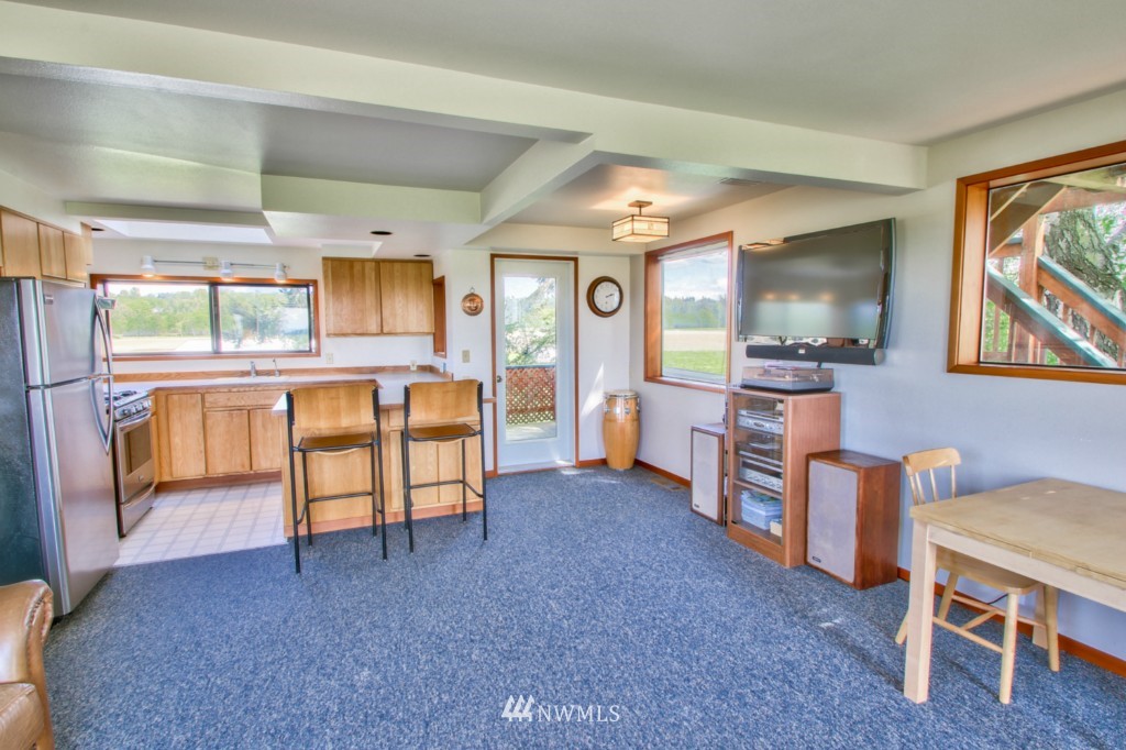 7117 Worline Road Bow, WA 98232 - Photo 11 of 24 Gallery Image 11