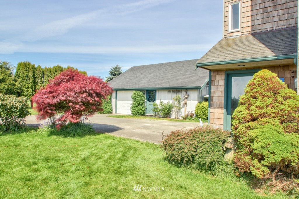 7117 Worline Road Bow, WA 98232 - Photo 4 of 24 Gallery Image 4
