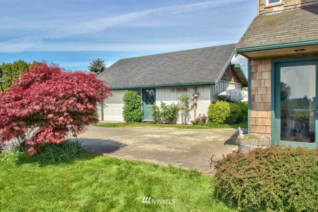 7117 Worline Road Bow, WA 98232 - Photo 5 of 24 Gallery Image 5