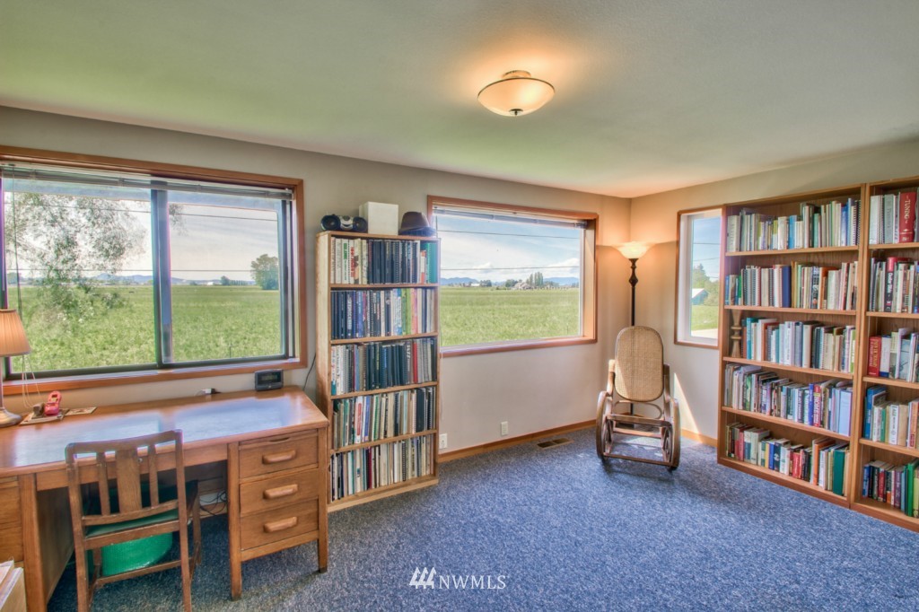 7117 Worline Road Bow, WA 98232 - Photo 7 of 24 Gallery Image 7