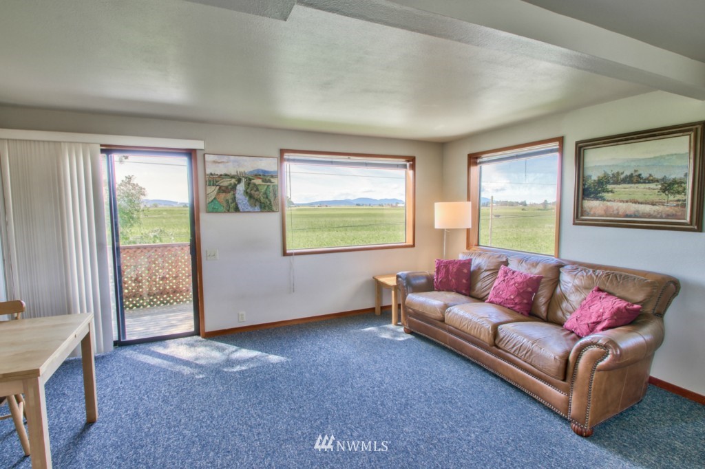 7117 Worline Road Bow, WA 98232 - Photo 9 of 24 Gallery Image 9