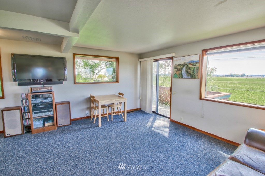 7117 Worline Road Bow, WA 98232 - Photo 10 of 24 Gallery Image 10