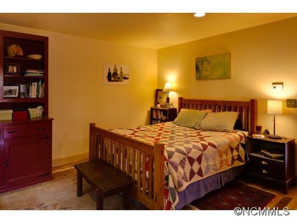 101 Log Gap Road Fairview, NC 28730 - Photo 13 of 17 Gallery Image 13