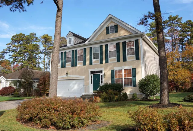 $3,200 | 611 Country Club Drive, Egg Harbor City, NJ 08215