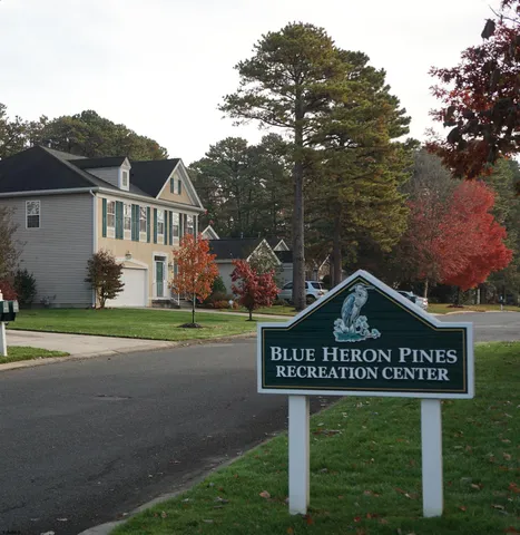 $3,200 | 611 Country Club Drive, Egg Harbor City, NJ 08215