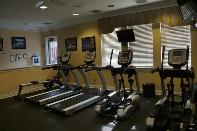 $3,200 | 611 Country Club Drive, Egg Harbor City, NJ 08215