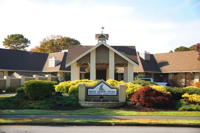 $3,200 | 611 Country Club Drive, Egg Harbor City, NJ 08215