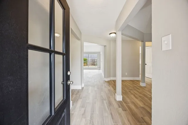 $2,295 | 2942 Waterloo Road, Pearland, TX 77581