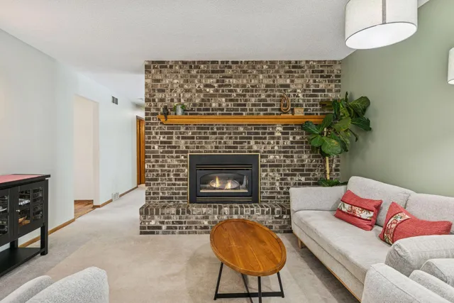 $440,000 | 13113 Grand Avenue, Burnsville, MN 55337