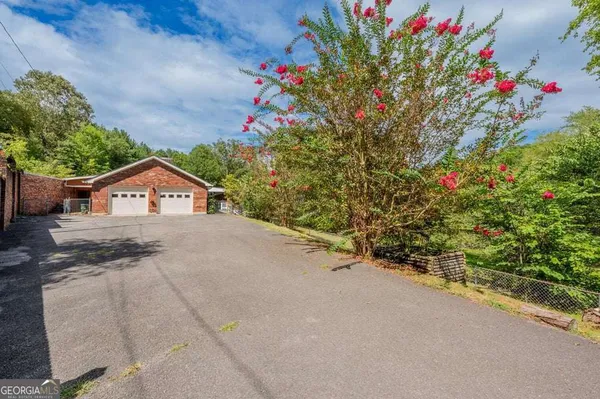 a view of a house and a street view