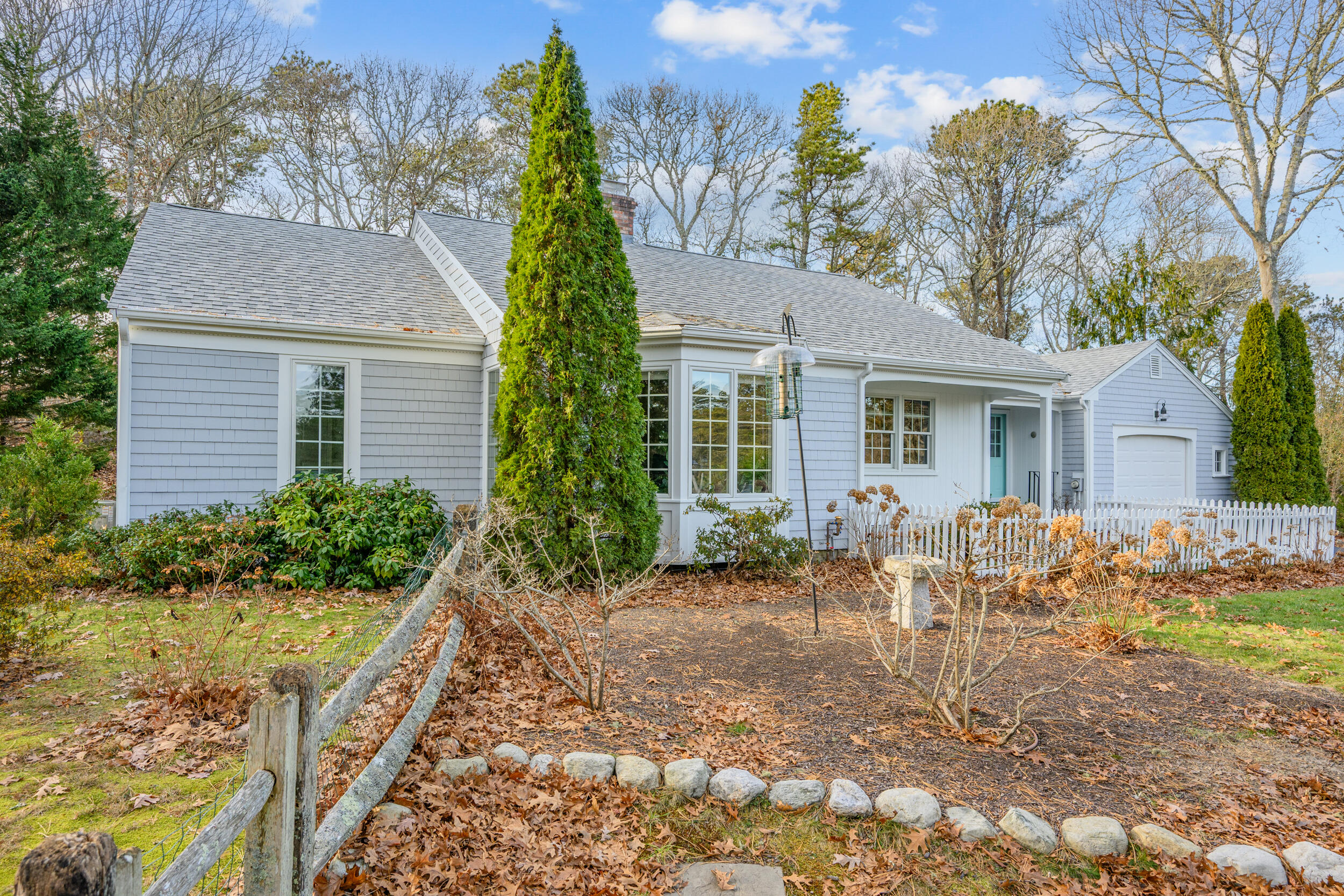 37 Wianno Road Yarmouth Port, MA 02675 - Photo 43 of 65 Front garden